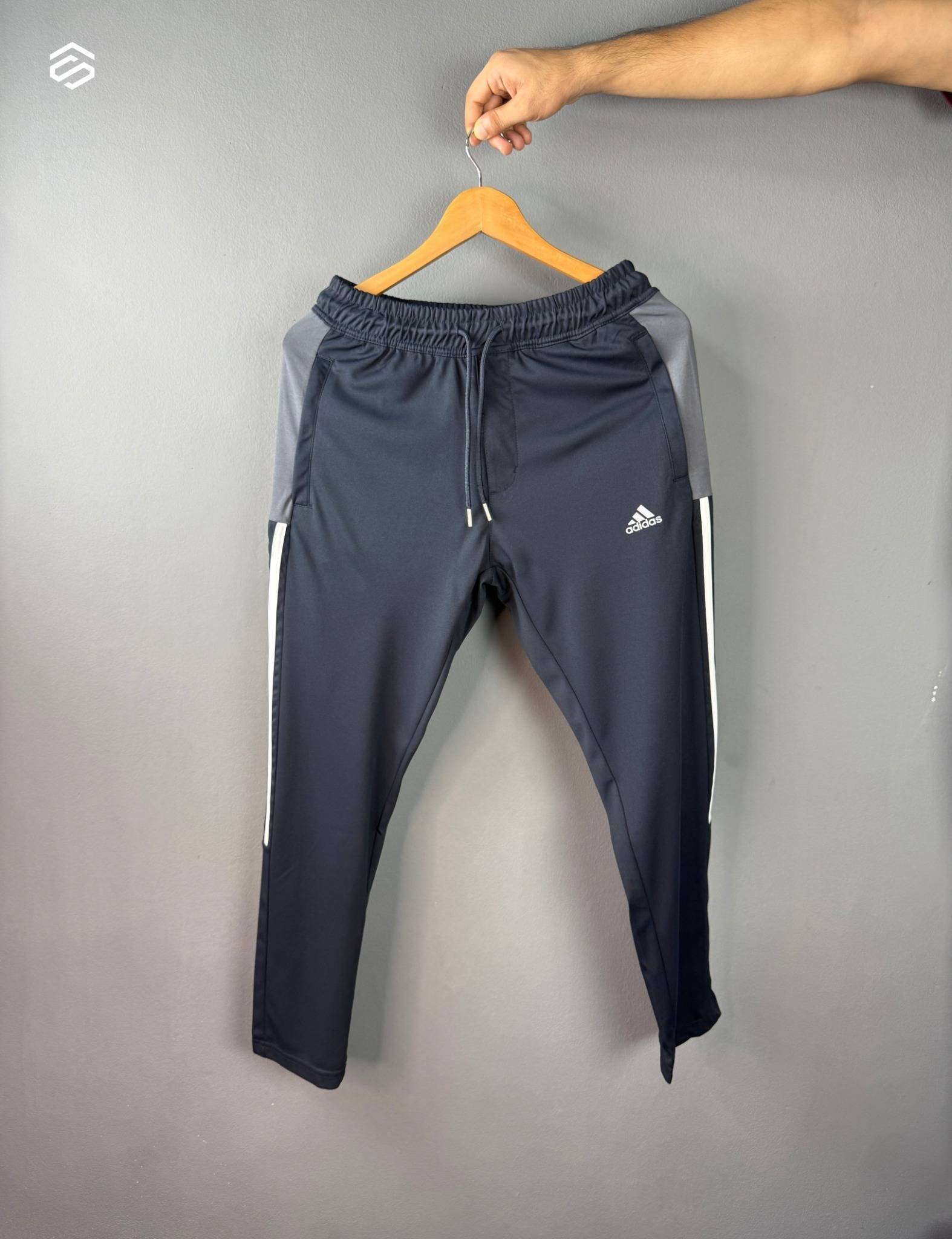 Dark-navy-3.jpg